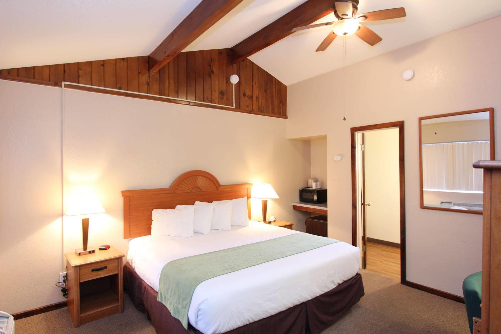 Oakhurst Lodge Extérieur photo
