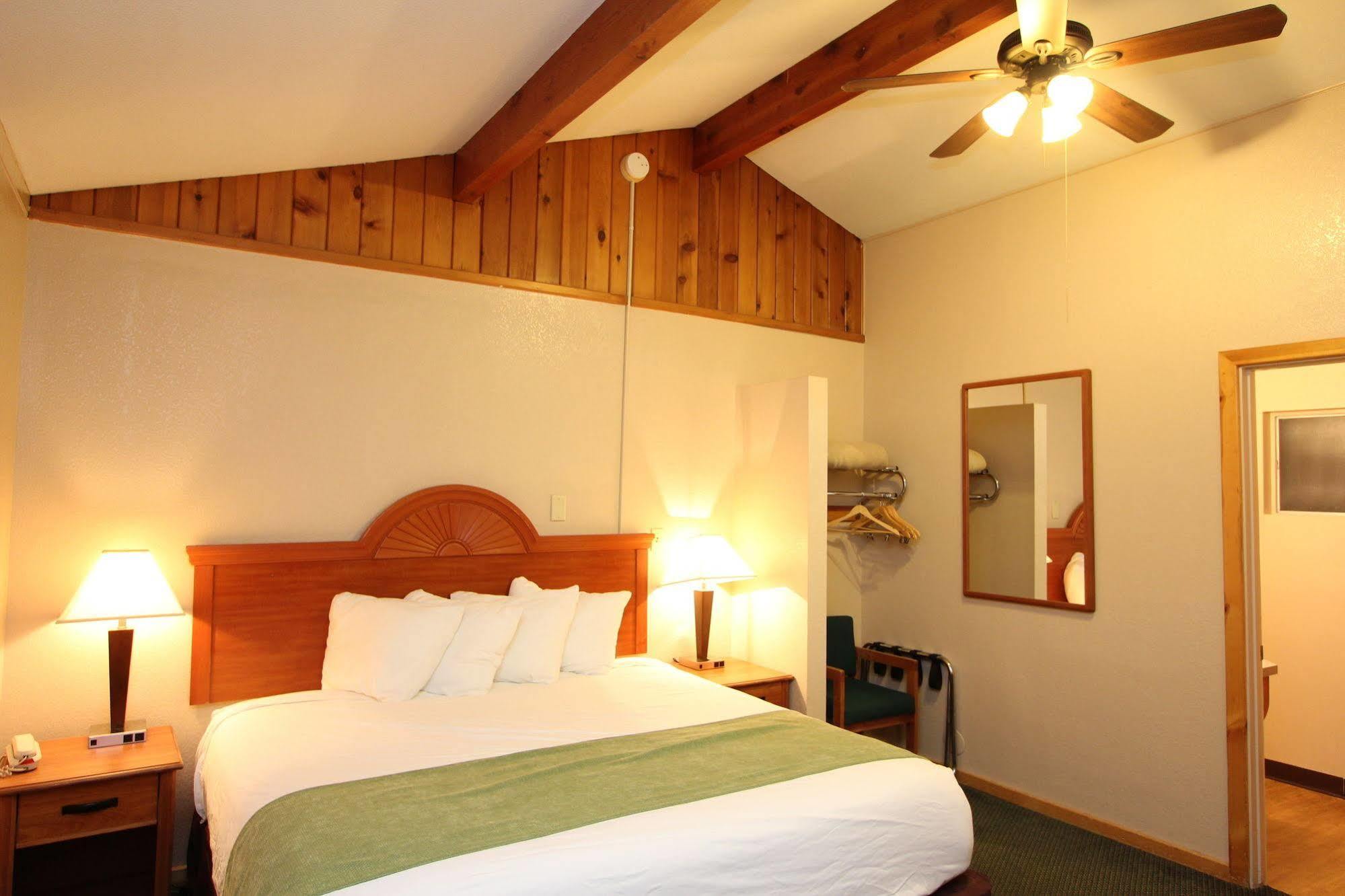 Oakhurst Lodge Extérieur photo